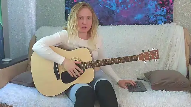 Lanavi_Smile 라이브 XXX 채팅