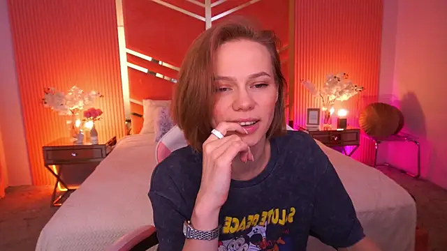 ShyySiren live XXX chat