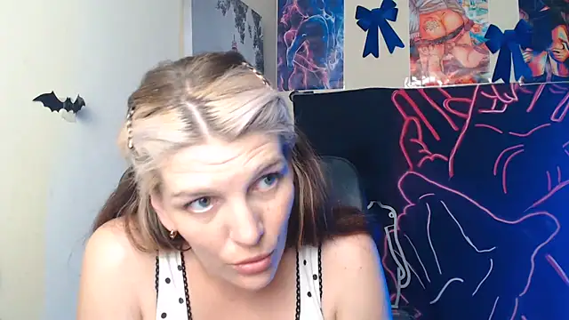Chatroom XXX en direct de VanessaRey_