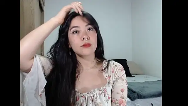 XXX chat uživo modela EloiseJun
