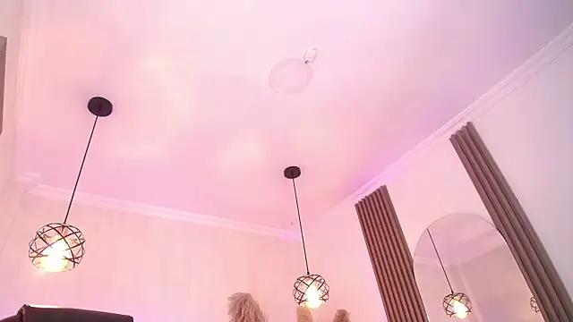 Amara_Davis1 Adlı Modelin Canlı XXX Sohbeti