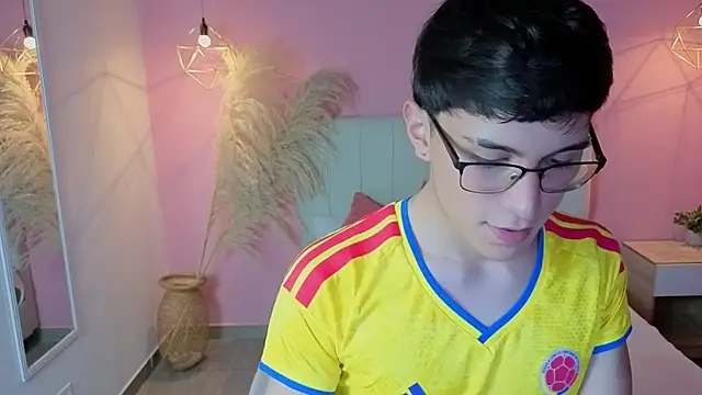 Chat XXX Live ryan_valentino