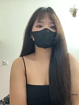VyVy18のライブXXXチャット