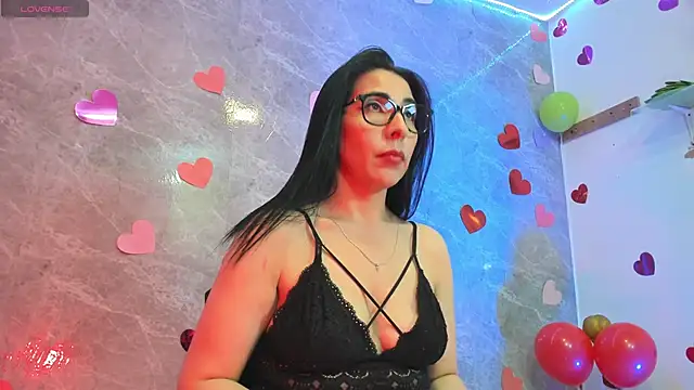 adellelennoxx's Live XXX Chat