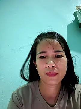 Geelio-playsx24 Live XXX-Chat