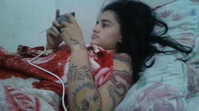 girl_tits' Live XXX Chat