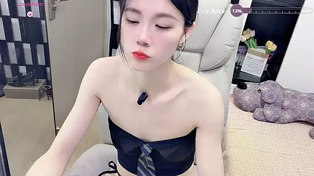 Yueyue-MM's Live XXX Chat