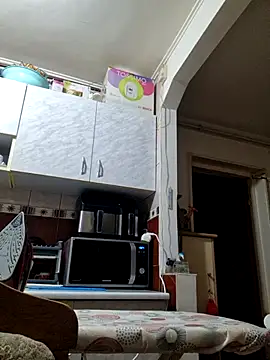 Evadesirex46's Live XXX Chat