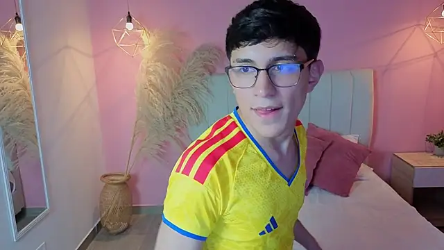 Czat XXX na żywo – ryan_valentino