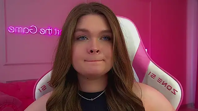 CrystalLyons Chat XXX in diretta
