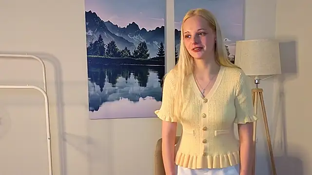 GabrieleHonor's Live XXX Chat