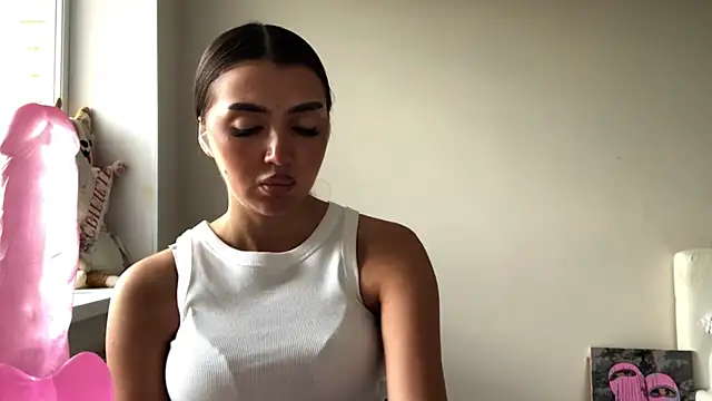 AlvinaMairn Live XXX chat