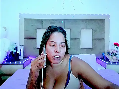indiantopaz694u 라이브 XXX 채팅