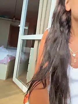 SilkyMira 라이브 XXX 채팅