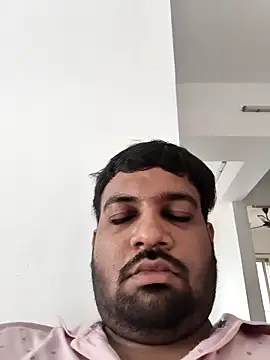 vinay_smalldick Adlı Modelin Canlı XXX Sohbeti