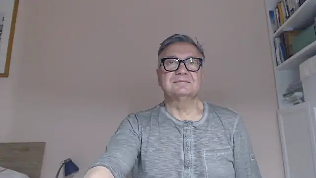 YOU6me Live XXX-chat