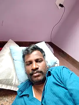 Paramkeerthi's Live XXX Chat