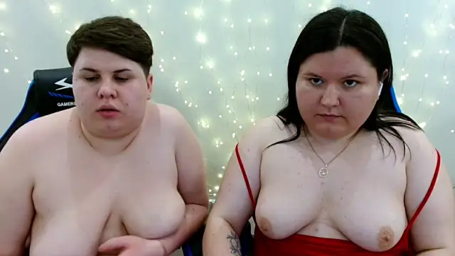 Chatroom XXX en direct de BeckyAndHellen
