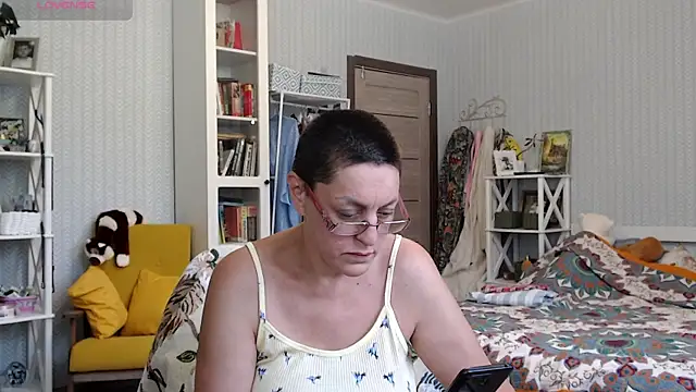 BloomingAllure Chat XXX in diretta