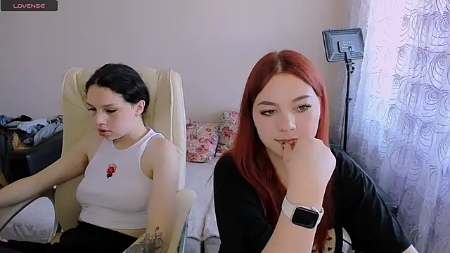 Adelina_xxx's Live XXX Chat