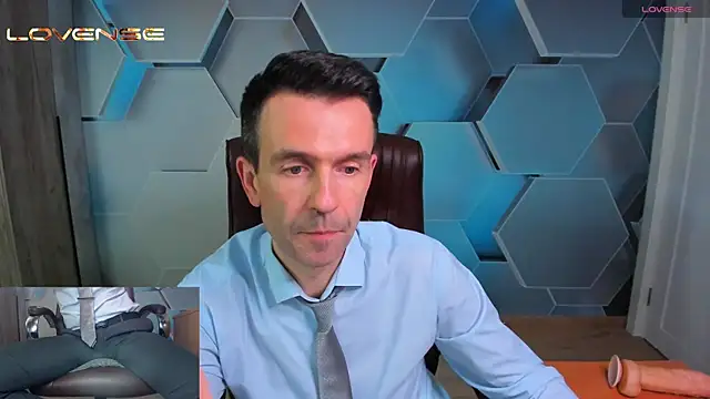 Živý XXX chat SteveTiger