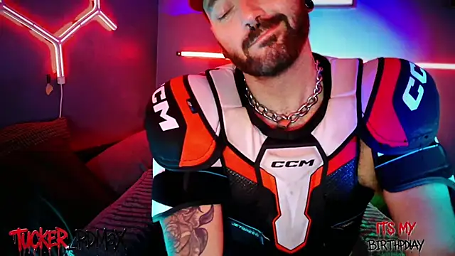 Chat XXX ao vivo de Tucker_pdmax