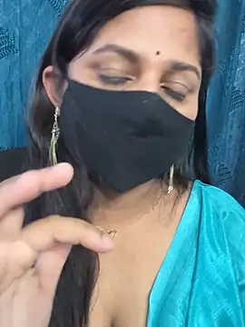Show modela Hot_Girl_Aishwariya na web-kameri