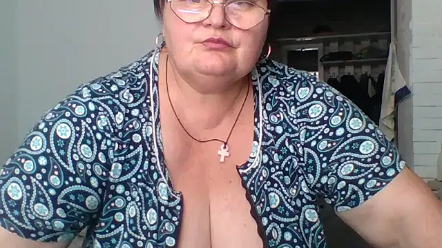 Goddess57's Live XXX Chat