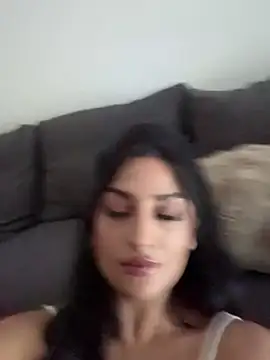 Mia_spicyy's Live XXX Chat