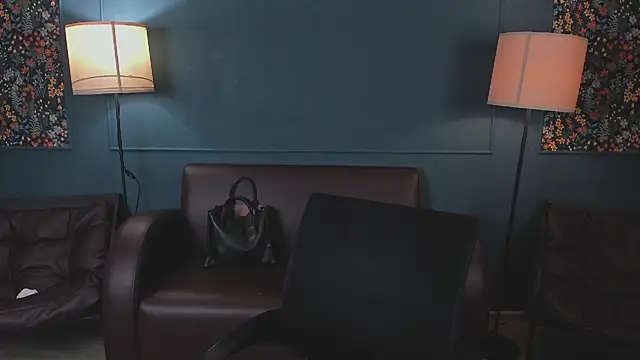 NicoleWells22 Live XXX-Chat