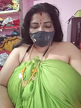 tamil_lathikaaa's Live XXX Chat