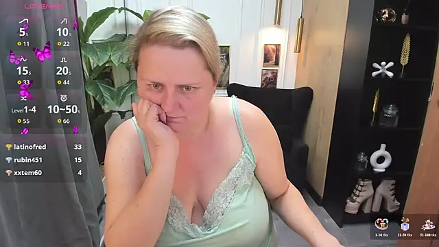 XXX chat uživo modela ScarlettSoft