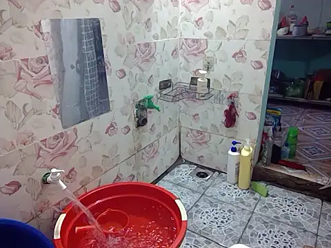 צ'אט XXX בשידור חי של Ly-ny