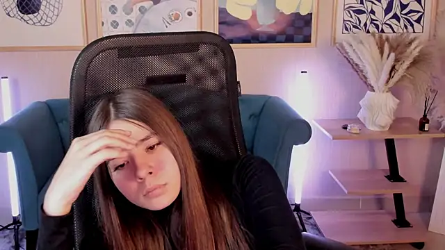 XXX chat uživo modela SayaHeartnet