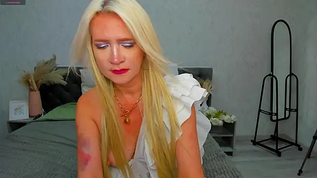 Ledi_Luna's Live XXX Chat