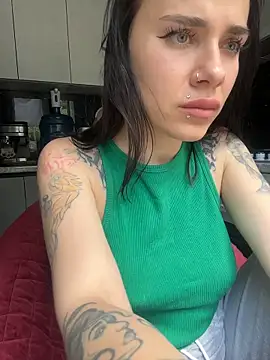 Queen_of_pain Adlı Modelin Canlı XXX Sohbeti