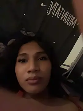 slutty_aki Webcamshow