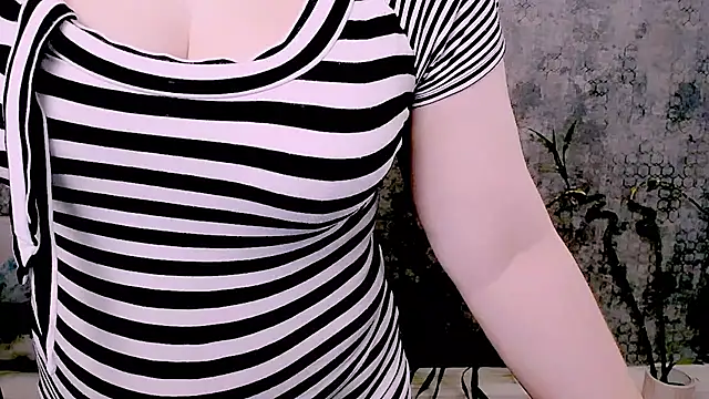 Онлайн чат XXX Djullia