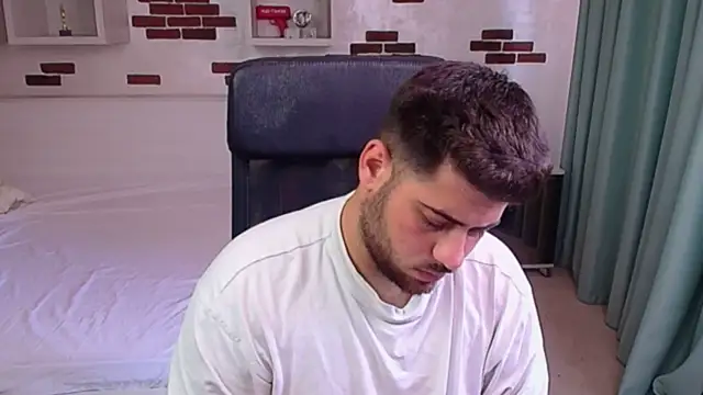 Chat +18 de DaxGreer ao vivo