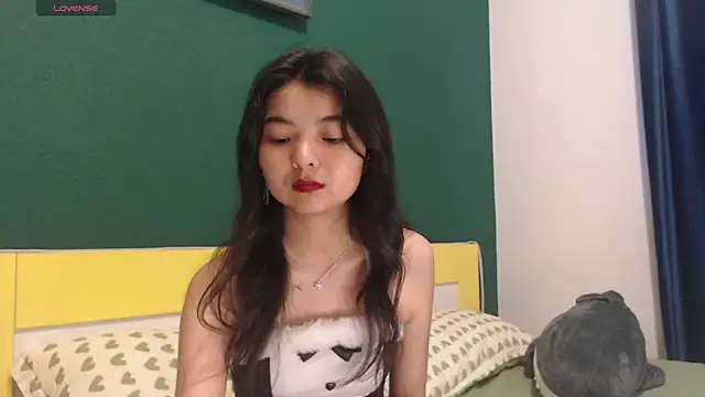 دردشة Shy_Kira الجنسية المباشرة