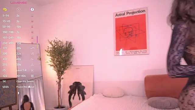 Pheromoon: απευθείας συνομιλία ΧΧΧ