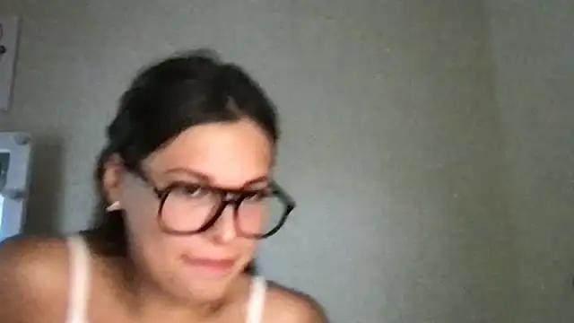 Chat XXX en directo de MoonriseGoddess