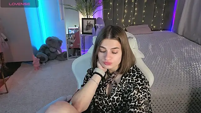 Dayana_Mood Adlı Modelin Canlı XXX Sohbeti