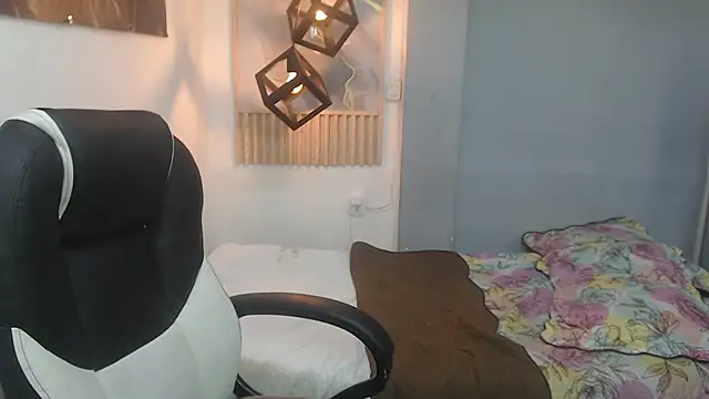 naty_18 Live XXX Chat