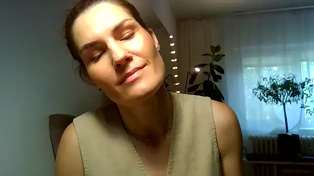 Chat XXX en directo de Ms-Lust1-