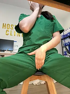 secretly_masturbating XXX чат на живо