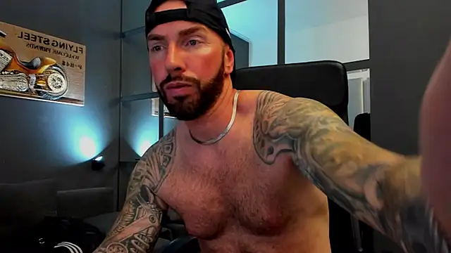 AronGrant Chat XXX live