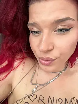 Czat XXX na żywo – RiriRoseey