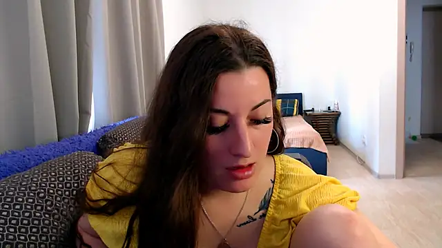 צ'אט XXX בשידור חי של Helen_Adams_