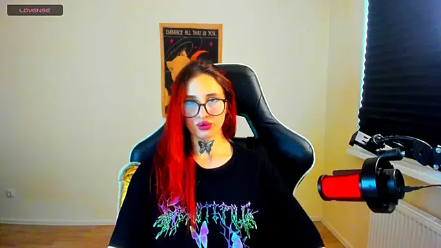 Chat +18 de your_tora ao vivo